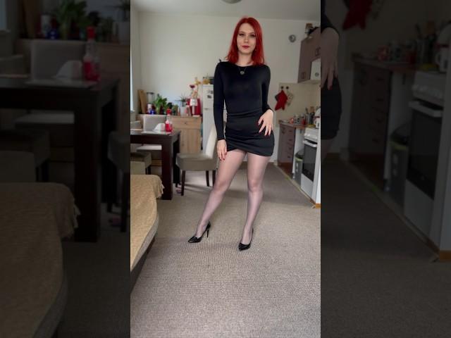  #legs #hosiery #redhead #tights #fashion #ootd #nylon #heels #dress #tightsfashion #redhead