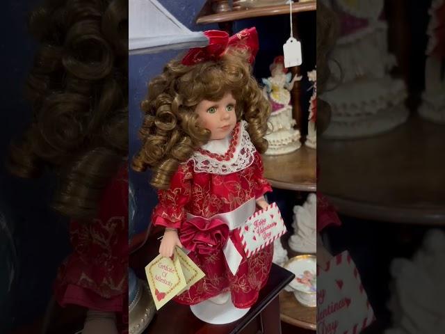  From vintage porcelain to collectible dolls, discover a treasure trove of dolls waiting for you