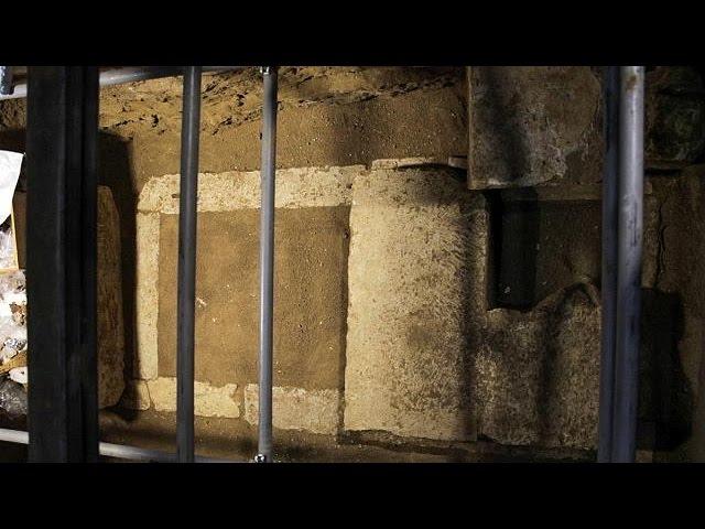 Greece: mystery Amphipolis tomb prompts speculation