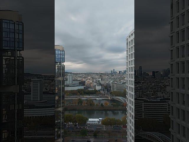 #002 - Shades of Paris    (City Hyperlapse) - 90 mins of frame - Evening