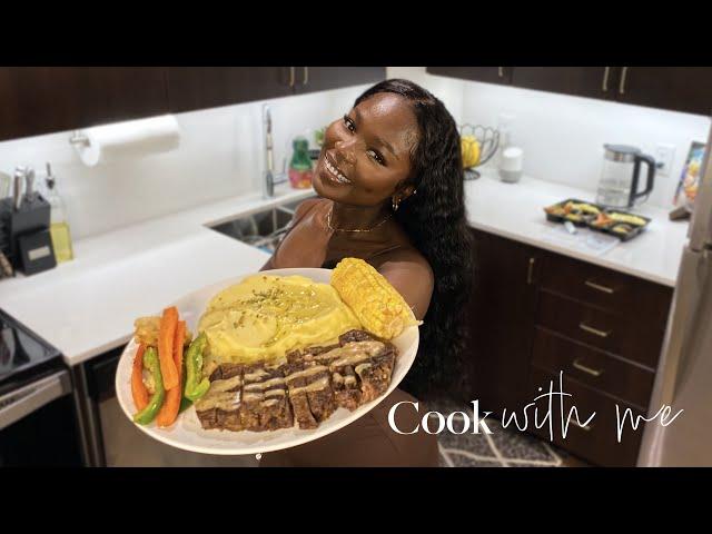 COOK WITH ME | Mashed Potatoes With Steak, Honey Garlic Veggies & Corn