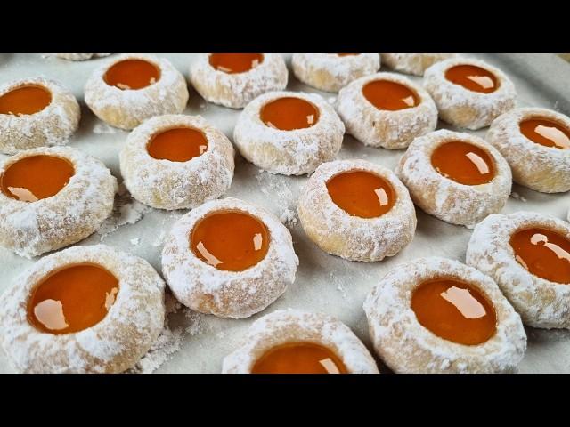 These coconut cookies instantly melt in your mouth!  - Cookie Corner