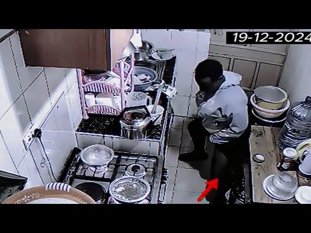  CAMARA OCULTA CAPTA COMO LE HACE BRUJERIA A SU ESPOSO EN LA COMIDA VIDEO DE TERROR EXTREMO