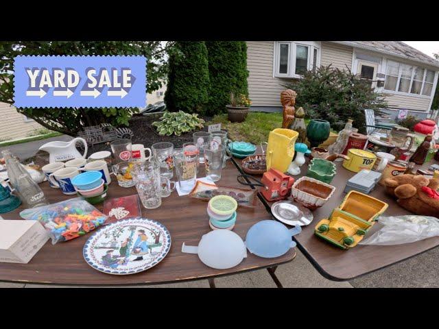 The Dog Days Of Summer Are Here, But I'm Still Trying To Find Deals! Yard Sale With Me!