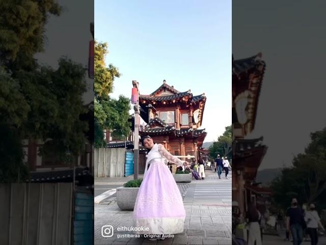 #travelvlog #korea #hanbok #hanokvillage #travelinkorea #koreantraditional #jeonju #touristspot