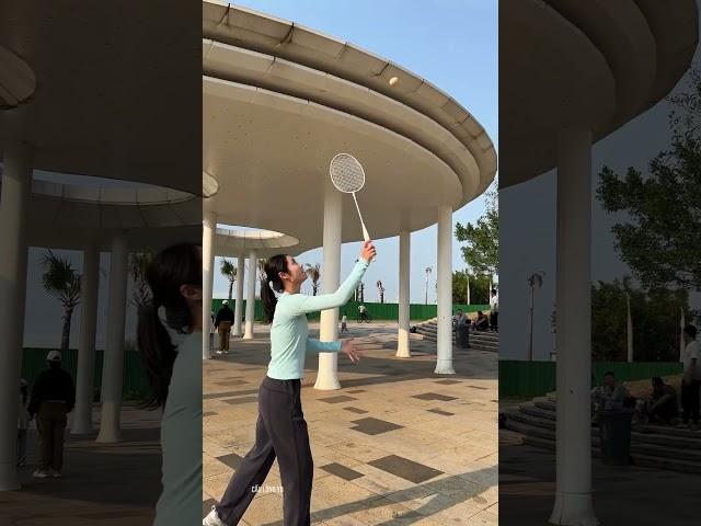 Kỹ Năng Cầu Lông "Pro": Tâng Trứng Gà Không Vỡ! #caulong #badminton #thuthach  #caulongyb #sports