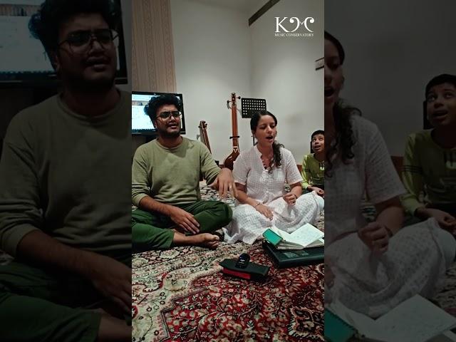 Watch our Hindusthani Vocals students perform a bandish @kmmc