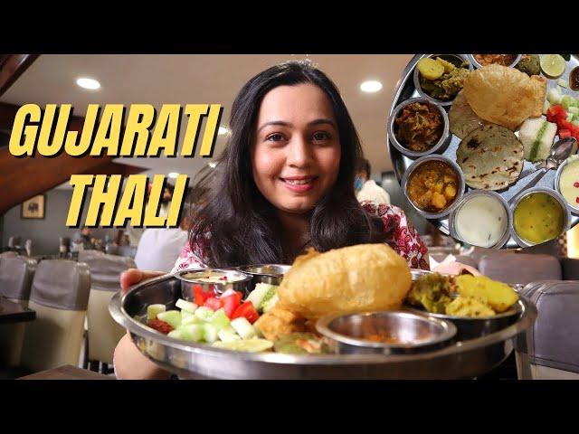 Unlimited GUJARATI THALI in a 25 year old restaurant in Mumbai | Mumbai Food Vlog