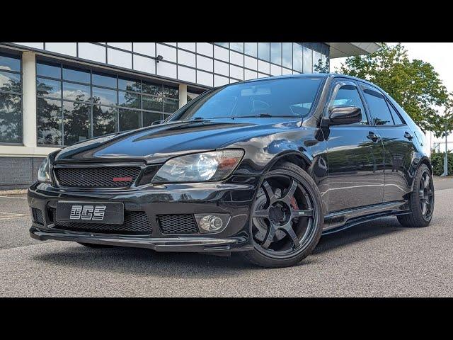 JDM import Toyota Alteza Full Walk around!