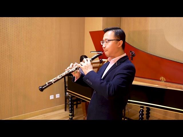 Qing Lin-CPE Bach violin sonata in C minor, H.514, Wq.78, Arr. for Oboe and harpsichord II movement