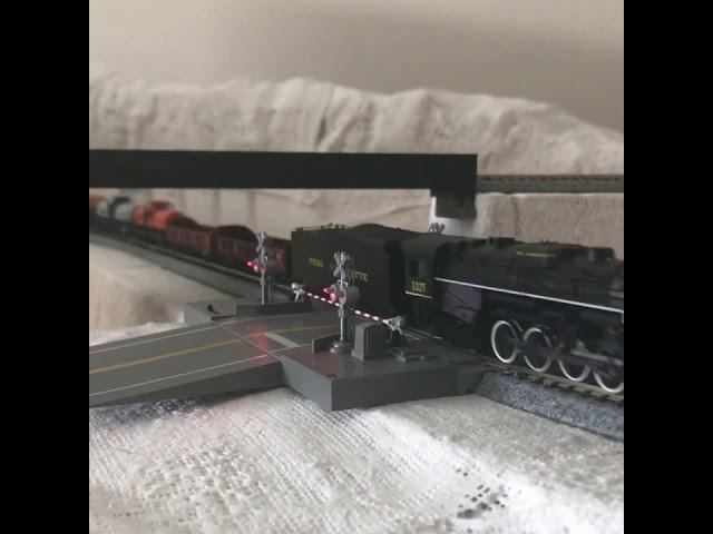 N scale Kato crossing gate