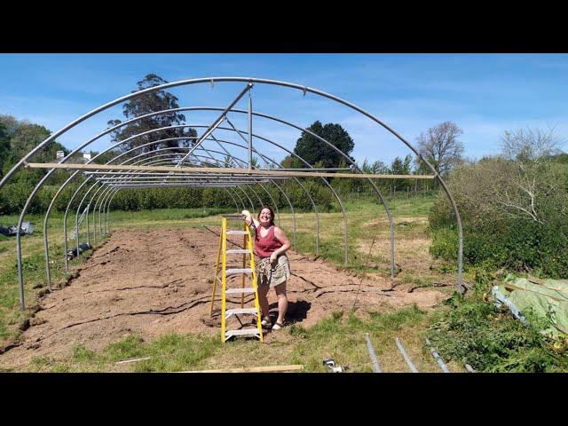 Timelapse: Polytunnel creation in Henri's Field, Dartington Trust