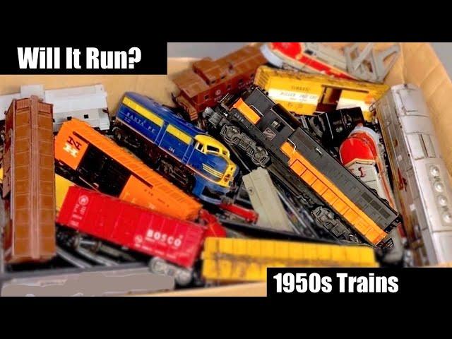 Huge 1950s Lionel Train Collection Unboxing - Hasn't Run in 50 Years!