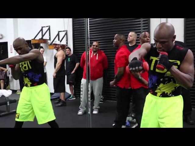 While You're Sleeping Floyd Mayweather Is Training