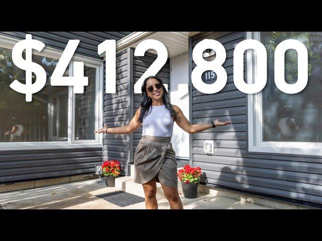 Tour a $412,800 TOWNHOUSE with an ATTACHED GARAGE & FRONT YARD in GLAMORGAN - SW Calgary, Alberta