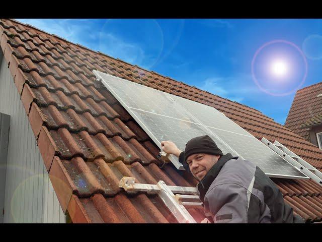 Mount photovoltaic panels on the roof - balcony power plant