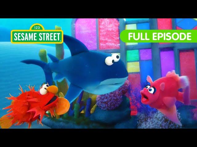 Elmo & Abby Are Fish in the Ocean! | Sesame Street Full Episode
