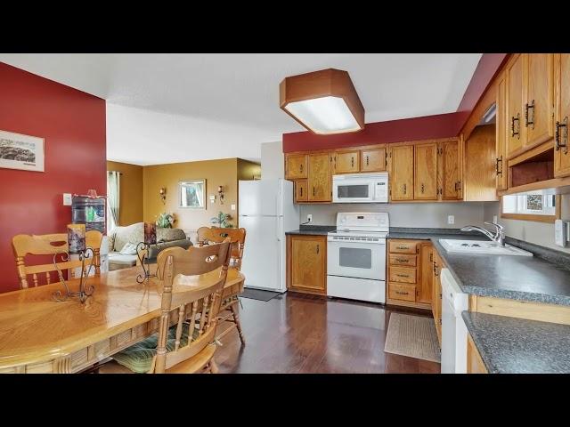 2229 20 Avenue, Bowden, AB.   PropertyGuys.com ID #104772