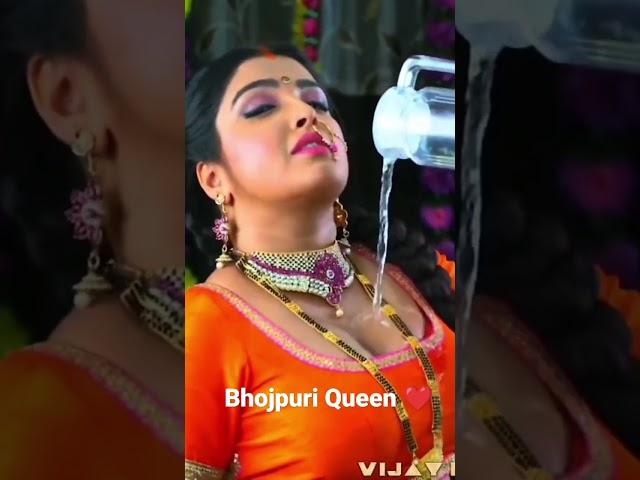 New Viral bhojpuri WhatsApp status | Amrapali Dubey  I #viral #shorts #trending आम्रपाली दूबे