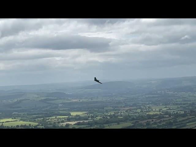 FAST SWOOP: Flying wing Ho229 V1 glider, maiden flight