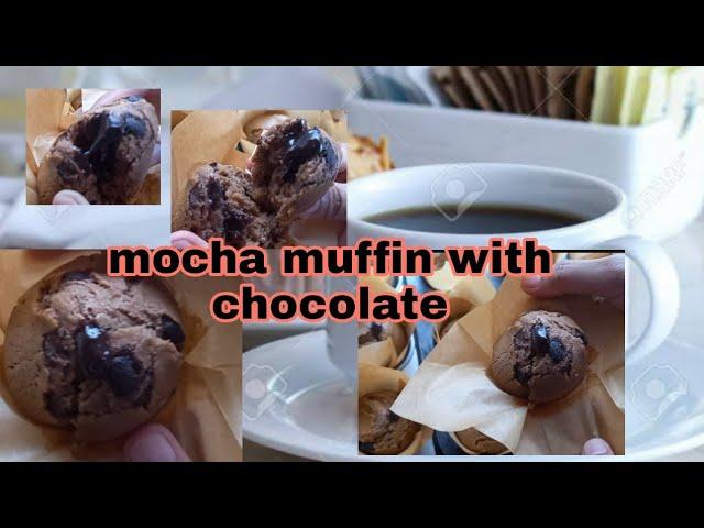 mocha muffin with chocolate | by: Helen A.