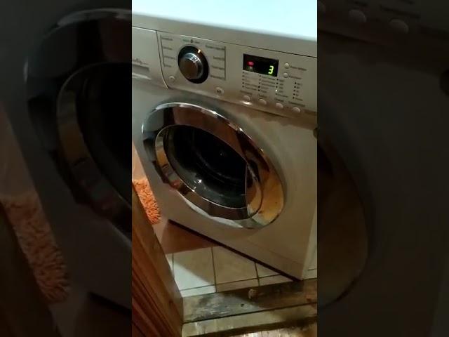 Стиральная машина скачет при отжиме? Это можно исправить ?