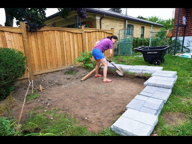 DIY Pavers Installation Timelapse (Digging out sloped yard!)