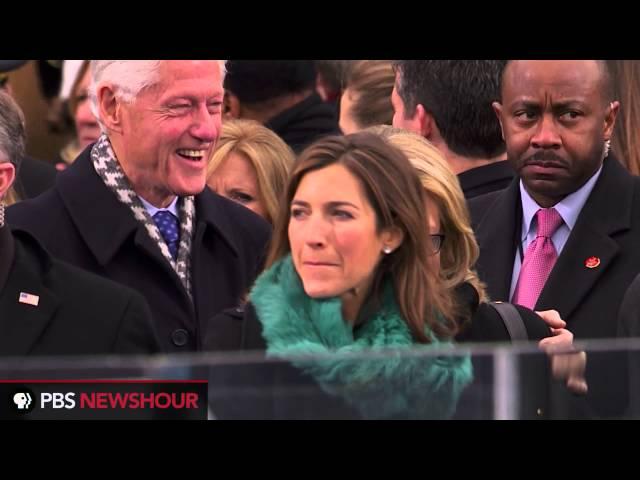 Watch Former Presidents Jimmy Carter and Bill Clinton Arrive at Capitol