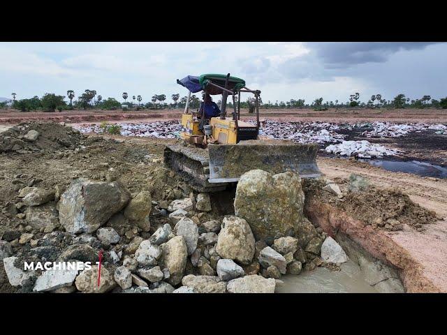 EP25 Update Project Road Base Building By Bulldozer KOMATSU D31P and 15ton Dump Truck