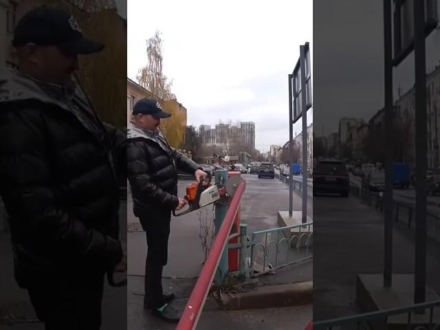 Это видео набрало 37 лямов просмотров и 850к лайков #захват парковки 3-м Мелькомбинатом. #коррупция