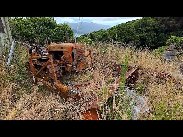 Vintage Fiat Crawler/Loader hasn't run for many years.. Worth fixing or too far gone??