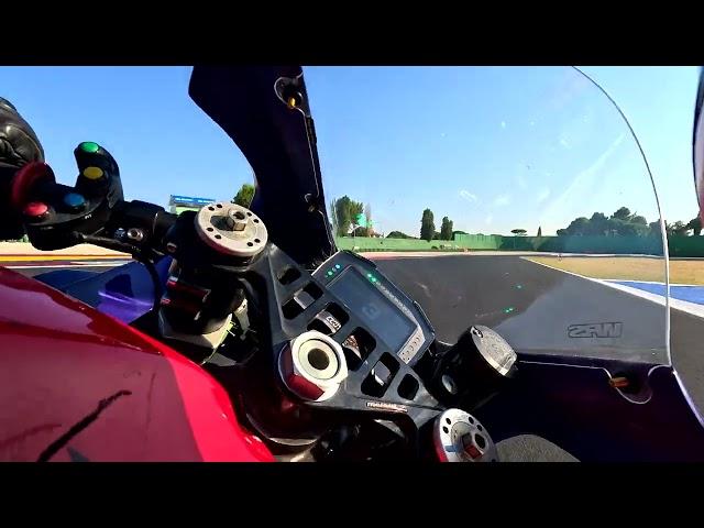 Misano - Yamaha R6 on emptry track