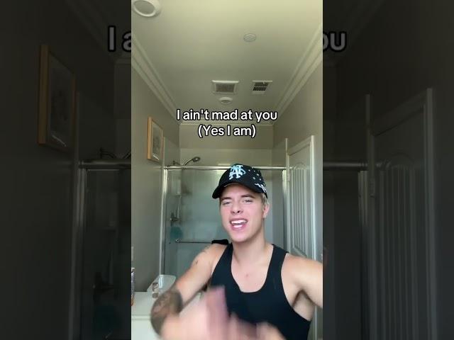 Gavin Magnus