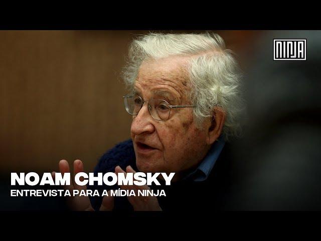 Noam Chomsky: A mídia alternativa e o ativismo hacker mudaram o mundo