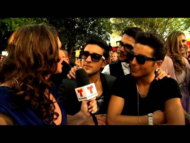 Billboard 2013  Il Volo habla con Leti Coo