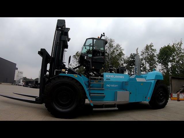 N.C. Nielsen - Konecranes lift truck with raisable cabin and turnable seat