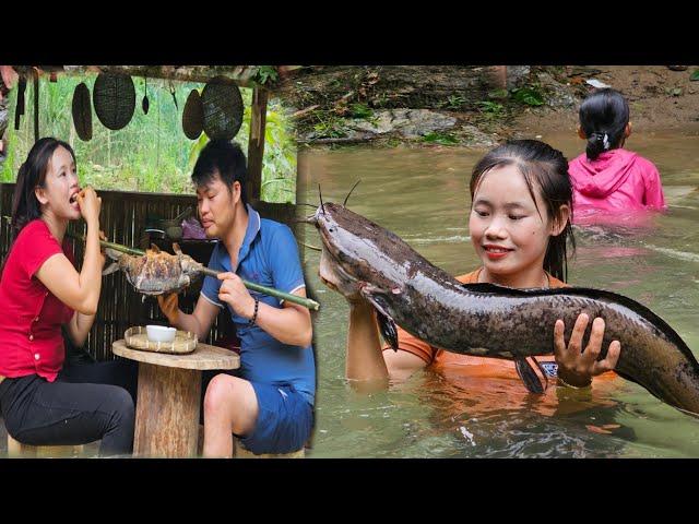 Selling bamboo shoots at the 1,000 year old tree festival l catch stream fish l throw swimming balls