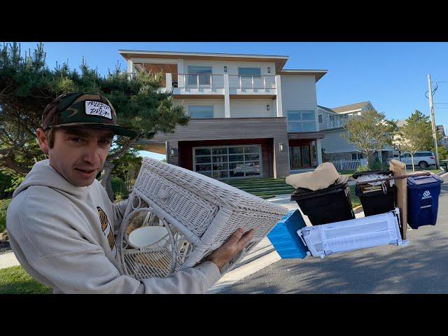 Trash Picking MILLION Dollar Tourist Town!