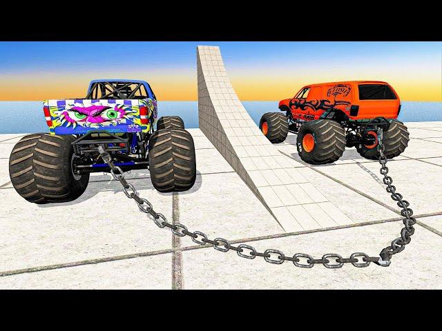 Monster Trucks Crashes MONSTER JAM MADNESS - Grave Digger, Bigfoot, El Toro Loco, Max-D, Megalodon