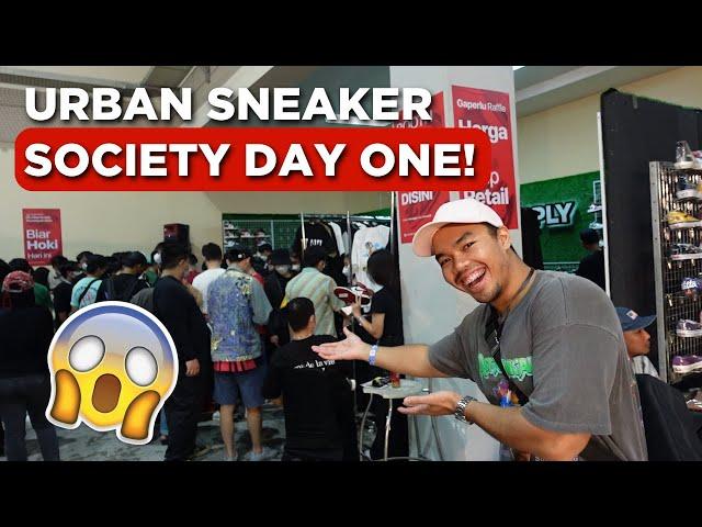 URBAN SNEAKER SOCIETY 2022 VLOG DAY ONE! | JUALAN SNEAKERS LAGI!