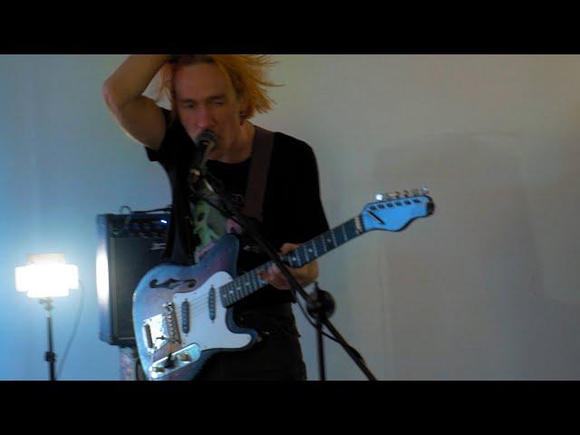 sinks - born to pay (Resistor Sound Session) #resistorsoundsessions
