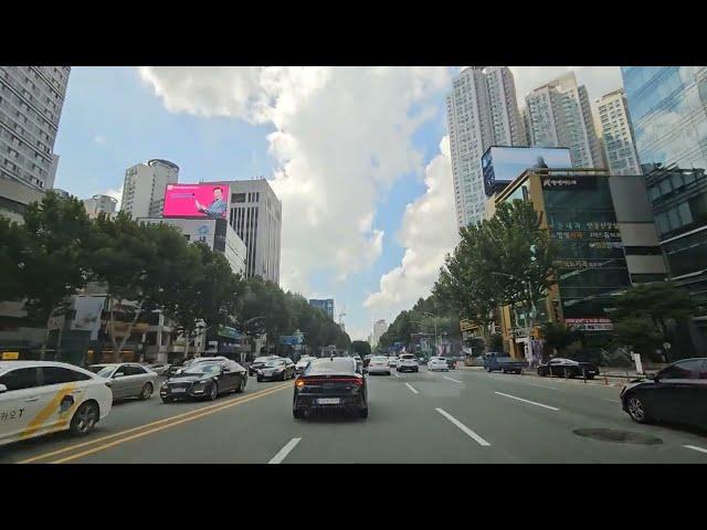 Driving Central Daegu ( 대구의 중심 달구벌대로를 드라이브)