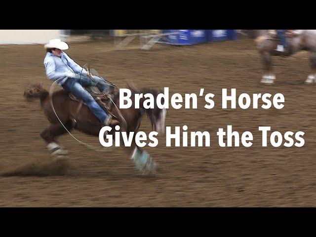 Braden Tossed Off His Horse - Team Roping Events 2022