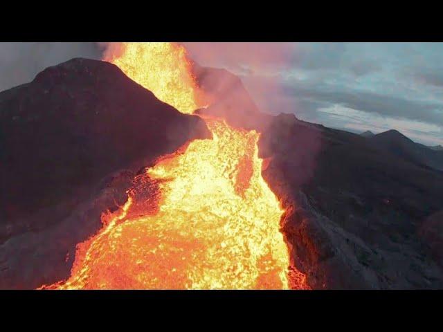 Vulkan in Island: Drohne stürzt in Lavastrom