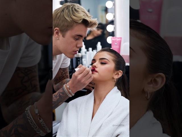 Is This Justin Bieber & Selena Gomez Lipstick Moment Real? 