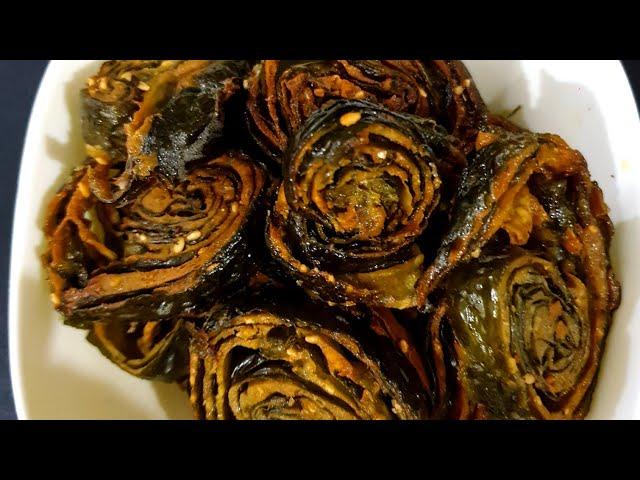 अळूवडी | Alu Vadi  Maharashtrian Recipe #youtube #foodlove #video #cooking #aluvadi #shorts #viral