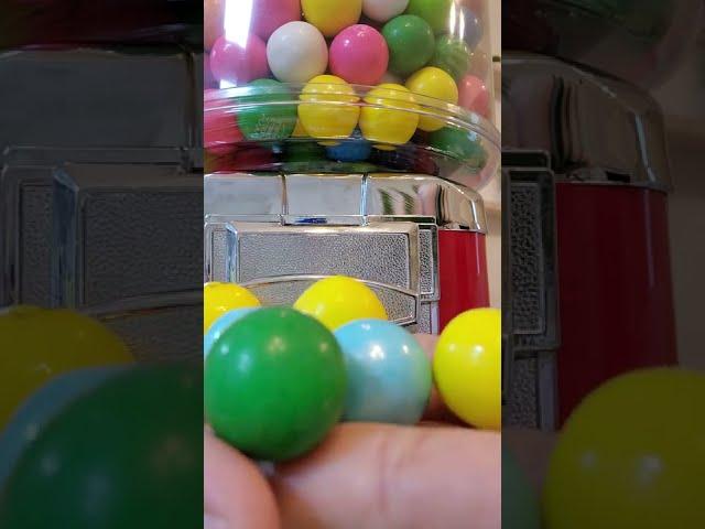 BEST VENDING GUMBALL MACHINE | INSERT COIN & TWIST #asmr