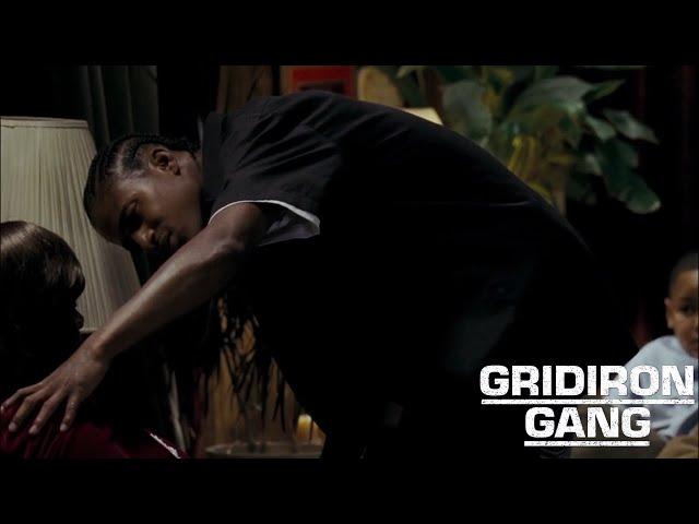 Gridiron Gang - Willie Weathers Kills His Mother's Abusive Boyfriend In Self Defense