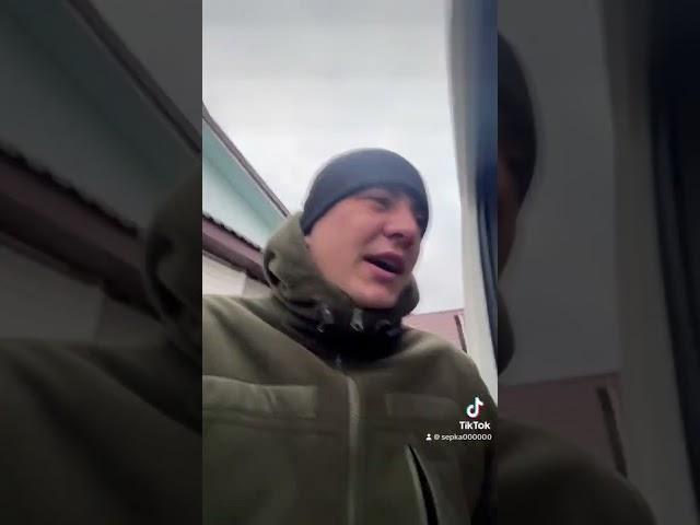 Простий хлопець знімаю свій блог якщо вам цікаво підписуєйтксь на мій інстаграм Serka_7777