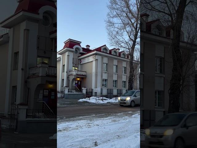 Иркутский Фондовый Центр - пирамида.